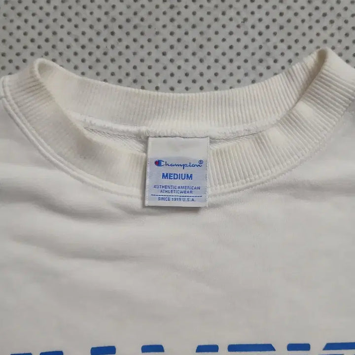 [BUNJANG] Champion White Logo Sweatshirt T-shirt / 챔피온 화이트 로고 맨투맨 티셔츠
