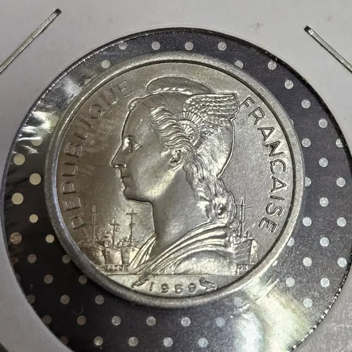 [BUNJANG] French Territory Coins (2) / 프랑스령 주화 2개