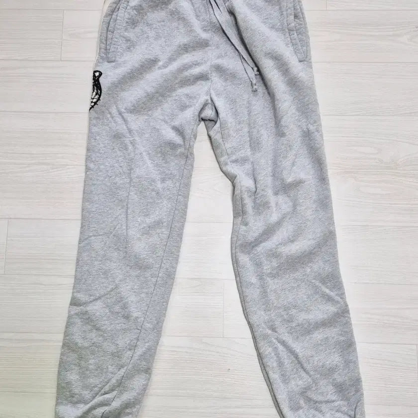 [BUNJANG] Gucci Tiger Embroidered Jogger Pants / (정품) 구찌 타이거 자수 조거 팬츠 바지 S