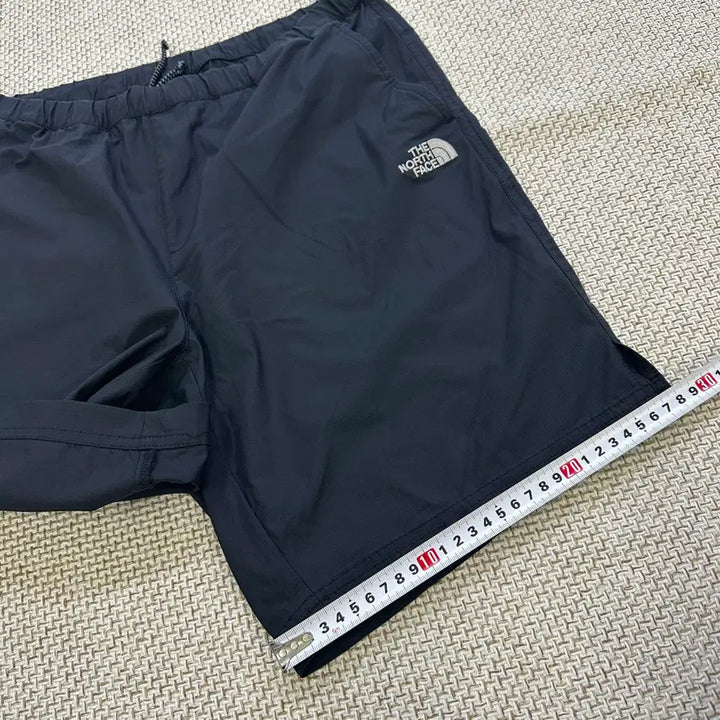 [SOLD OUT] 80 노스페이스 블랙 컬러 밴딩 반바지 0410D