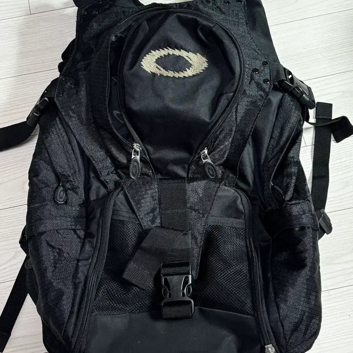 [SOLD OUT] 오클리 백팩