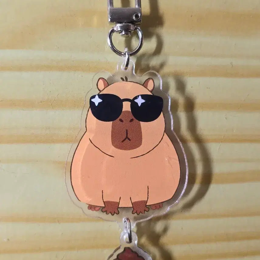 [BUNJANG] Everland Capybara Acrylic Keyring (Bundle Set) / (새상품)에버랜드 카피바라 아크릴 키링 2개