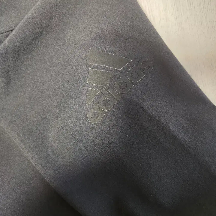[SOLD OUT] 아디다스 경량 우븐 바람막이 집업 FL1507 씨티 풀 집 우븐 후디 C