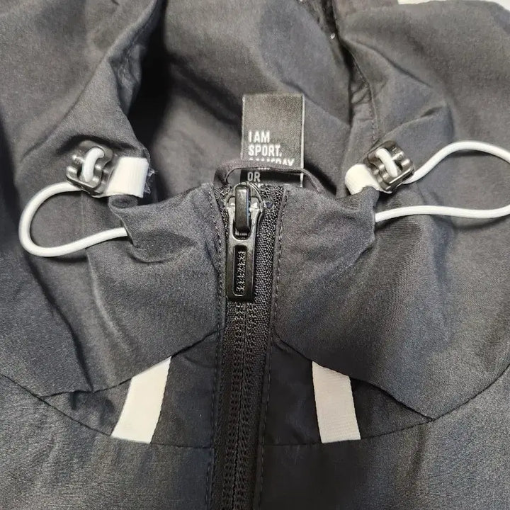 [BUNJANG] Adidas W.N.D. GF4015 Windrunner Jacket / 아디다스 우븐 바람막이 W.N.D. GF4015 윈드러너 사이즈95 m