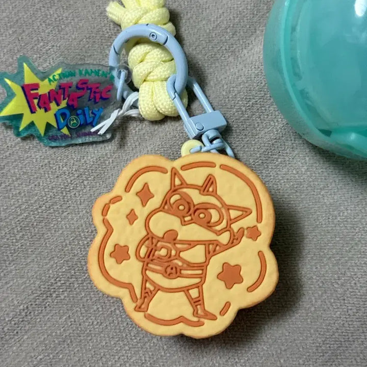 [BUNJANG] Crayon Shin-chan Action Mask Sand Cookie Gacha Keyring / 샌드쿠키 짱쿠키링 가챠 액션가면 짱구