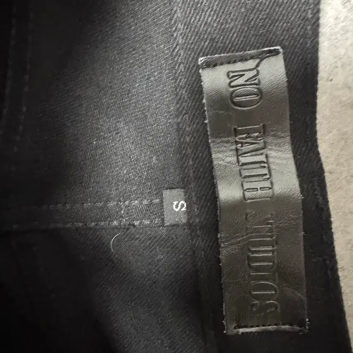 [BUNJANG] NOFACE STUDIO Ultra Loose Black Selvedge Jeans / 노페이스스튜디오 Ultra Loose 블랙 셀비지