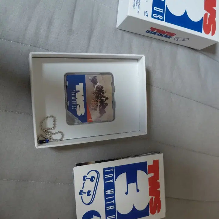 [BUNJANG] TWS Kit Album / 투어스 키트