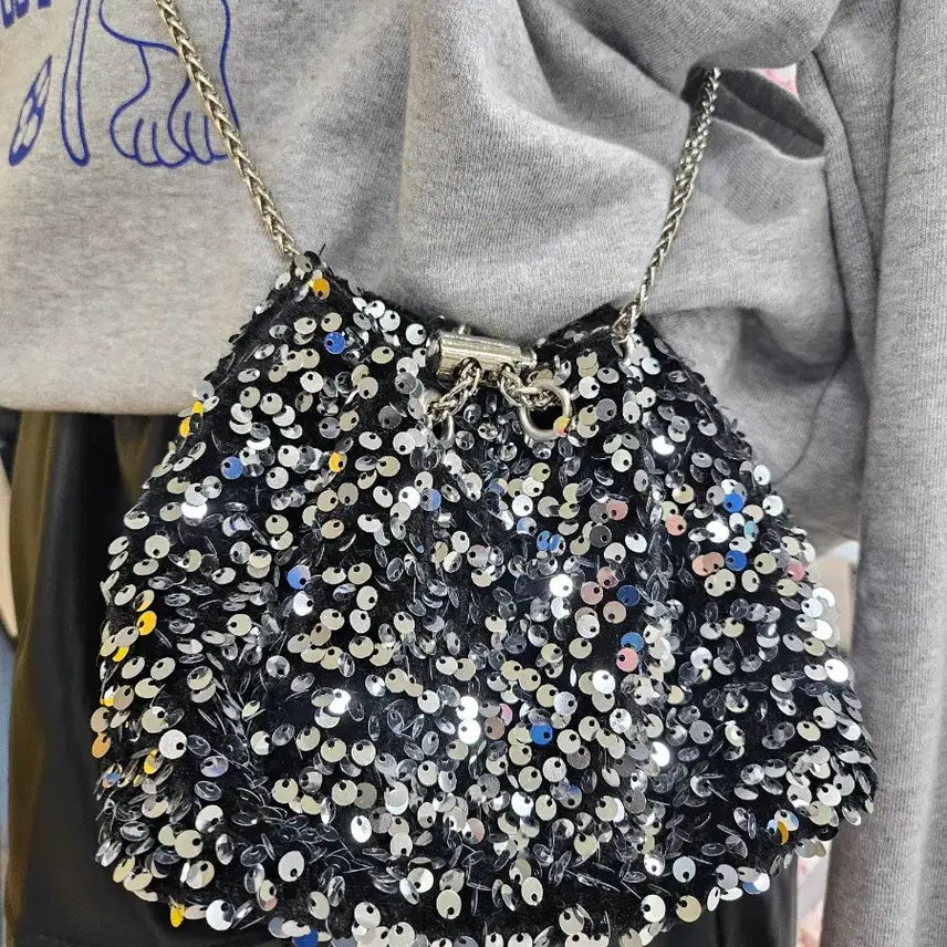 [BUNJANG] Sequin Chain Mini Crossbody Bag / 스팽글 체인 미니 크로스백