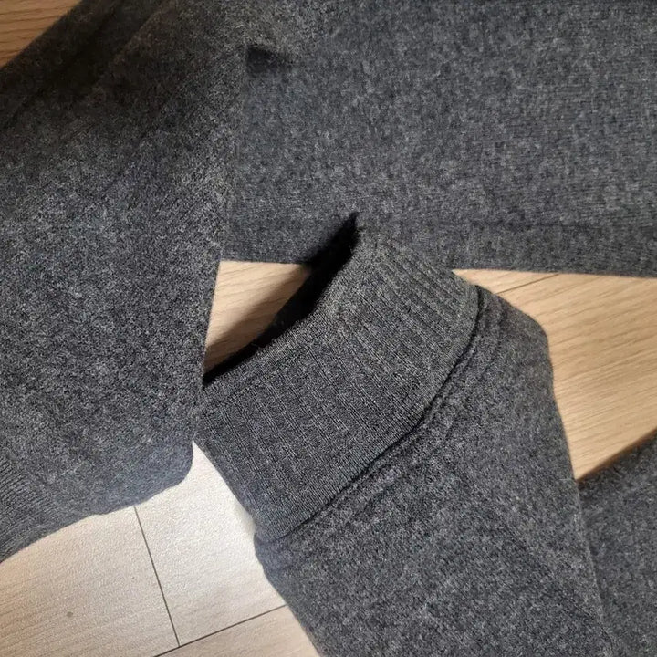 [BUNJANG] Hans Style Toez Italian Wool Training Pants / 한스스타일 toez 바지 이태리울 츄리닝