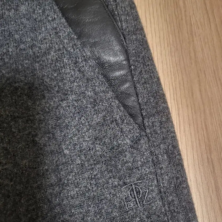 [BUNJANG] Hans Style Toez Italian Wool Training Pants / 한스스타일 toez 바지 이태리울 츄리닝
