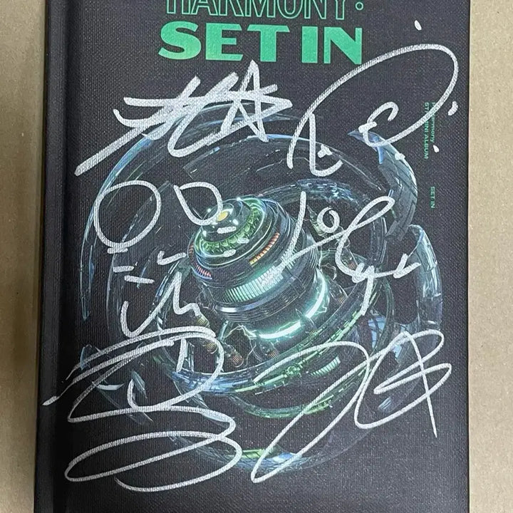 [BUNJANG] P1Harmony Harmony: Set In Signed Album / 피원하모니 P1Harmony Harmony: Set In 친필 싸인 앨범