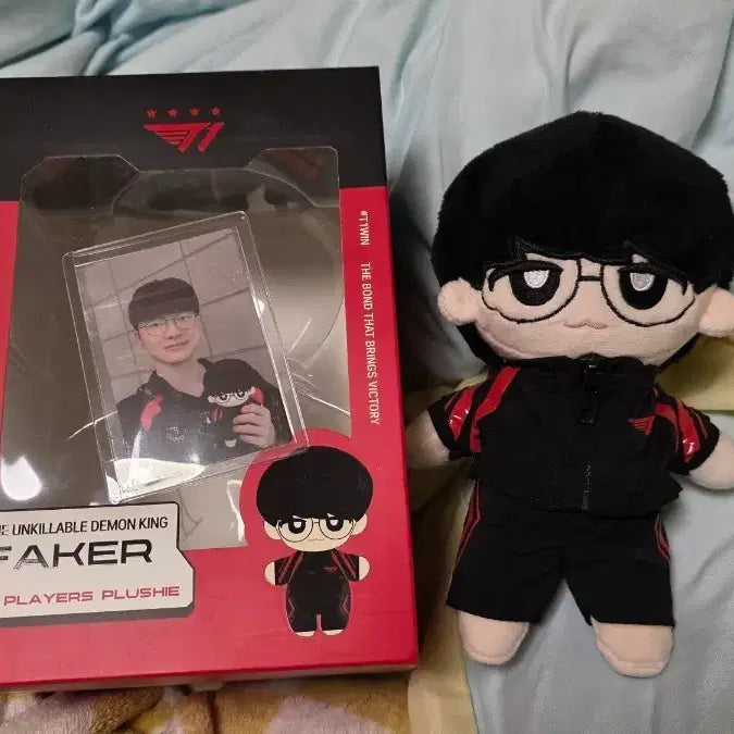 [BUNJANG] T1 Faker 20cm Doll / 2024 T1 공식 페이커 인형 20cm