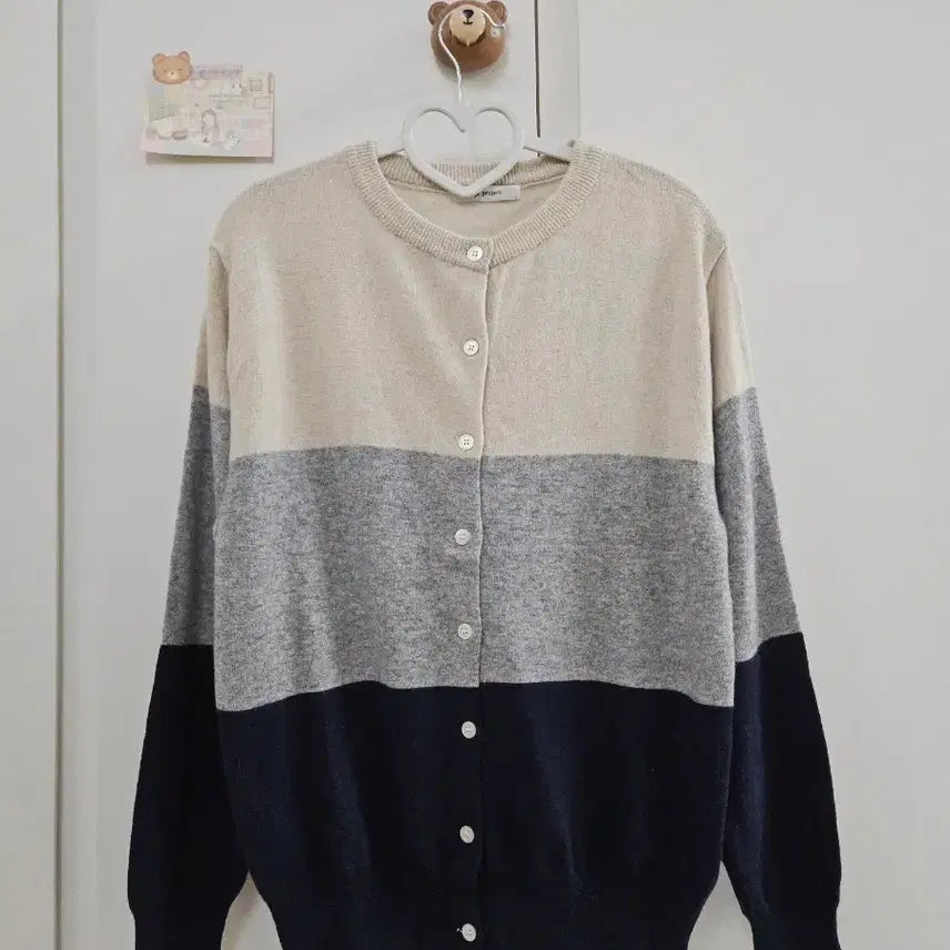 [BUNJANG] Color Block Knit Cardigan / 배색 니트 가디건 옷장정리