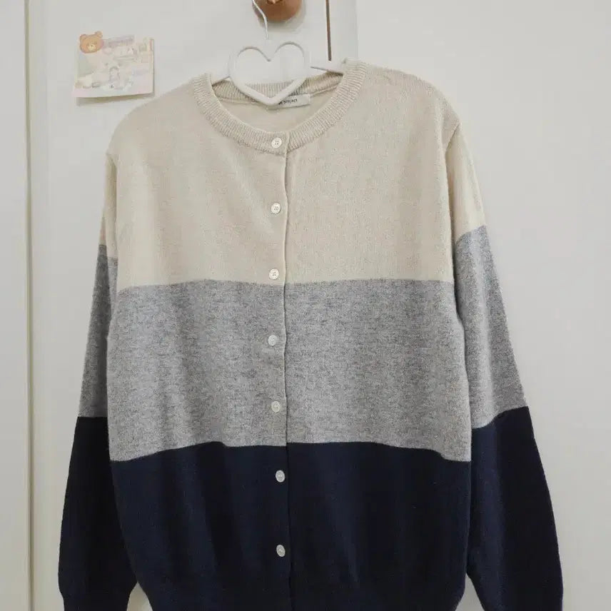 [BUNJANG] Color Block Knit Cardigan / 배색 니트 가디건 옷장정리