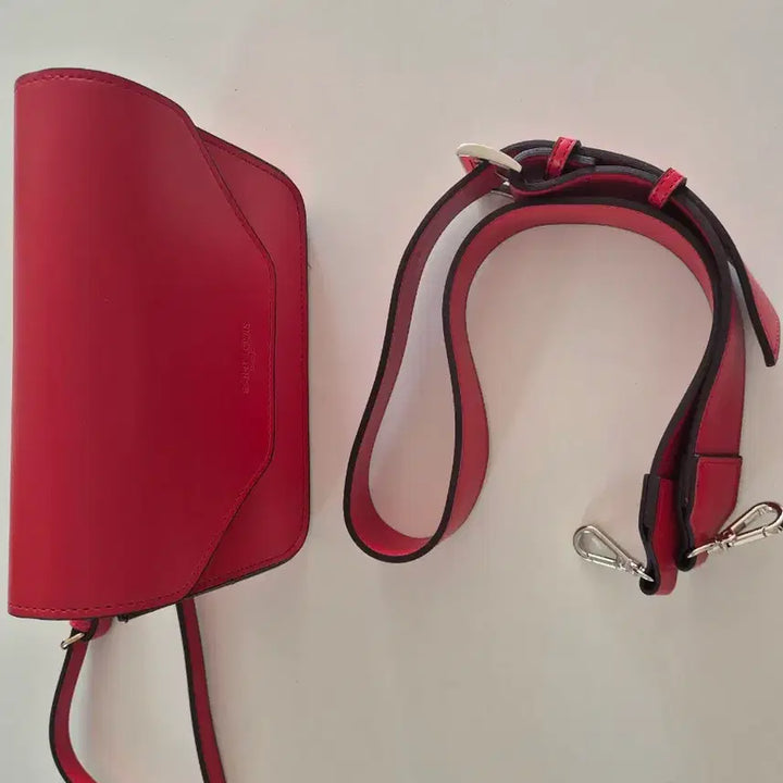 [BUNJANG] Saint Louis Crossbody Bag / 세인트 루이스 크로스백