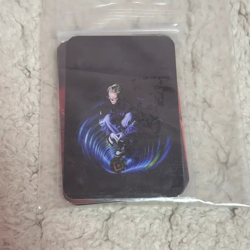 [SOLD OUT] 황소윤 솔로앨범 포토카드