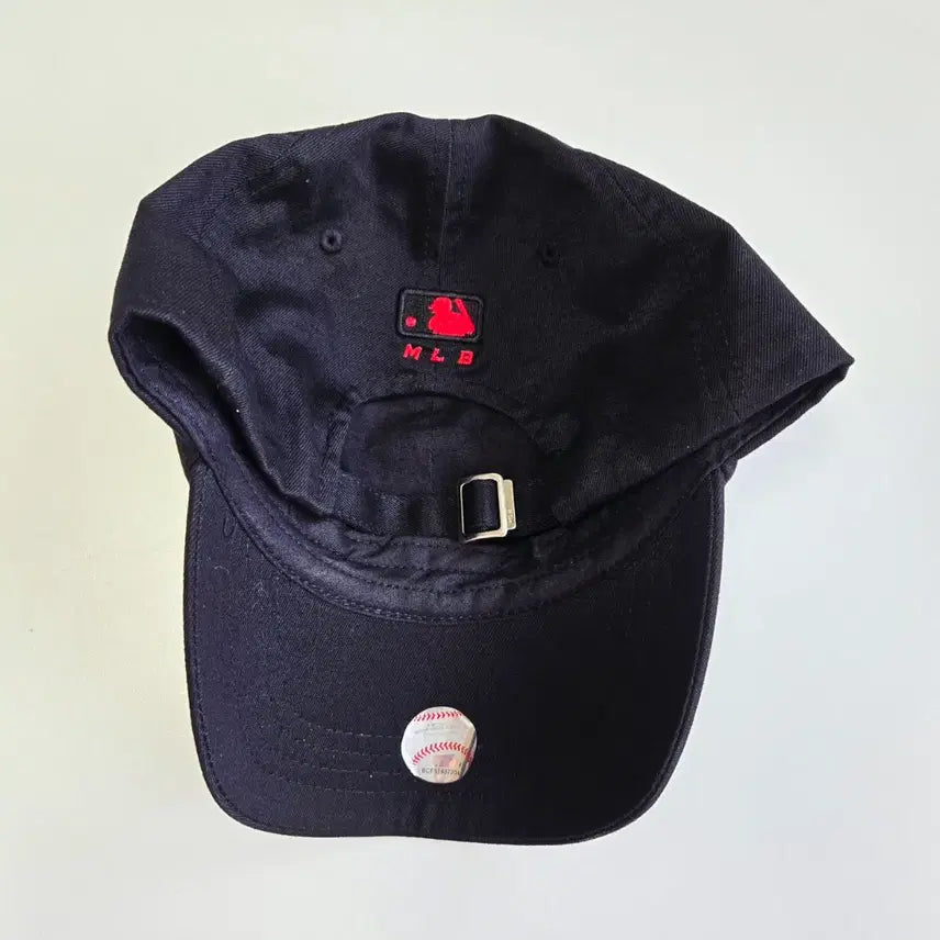 [SOLD OUT] MLB 뉴욕 양키스 하트 로고 블랙 볼캡