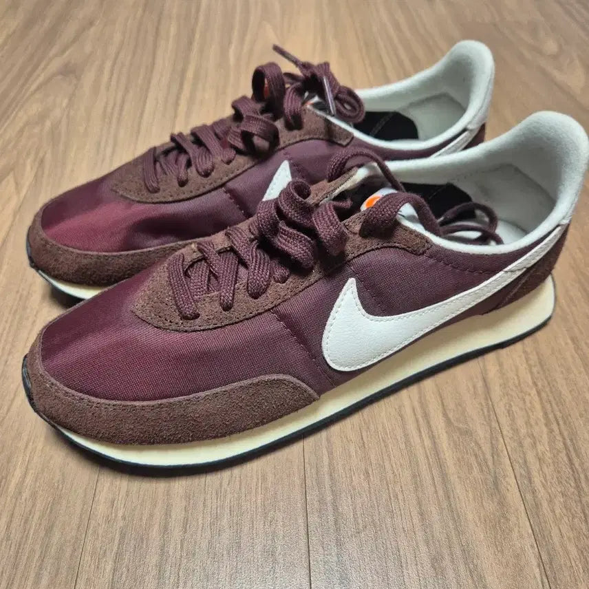[BUNJANG] Nike Waffle Trainer 2 Burgundy Sneakers / 나이키 와플 트레이너2 버건디 260사이즈