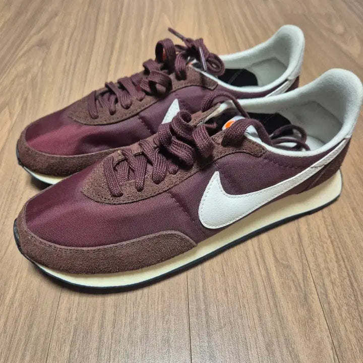 [BUNJANG] Nike Waffle Trainer 2 Burgundy Sneakers / 나이키 와플 트레이너2 버건디 260사이즈