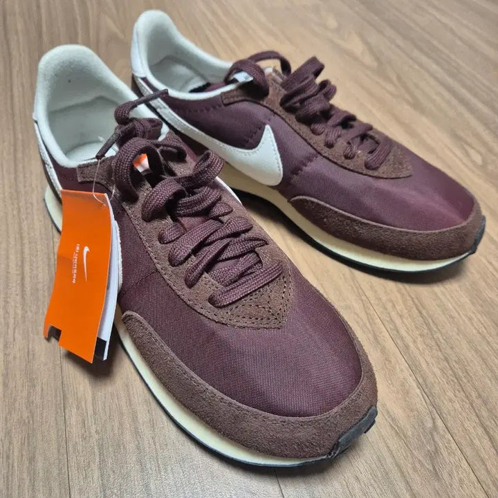 [BUNJANG] Nike Waffle Trainer 2 Burgundy Sneakers / 나이키 와플 트레이너2 버건디 260사이즈