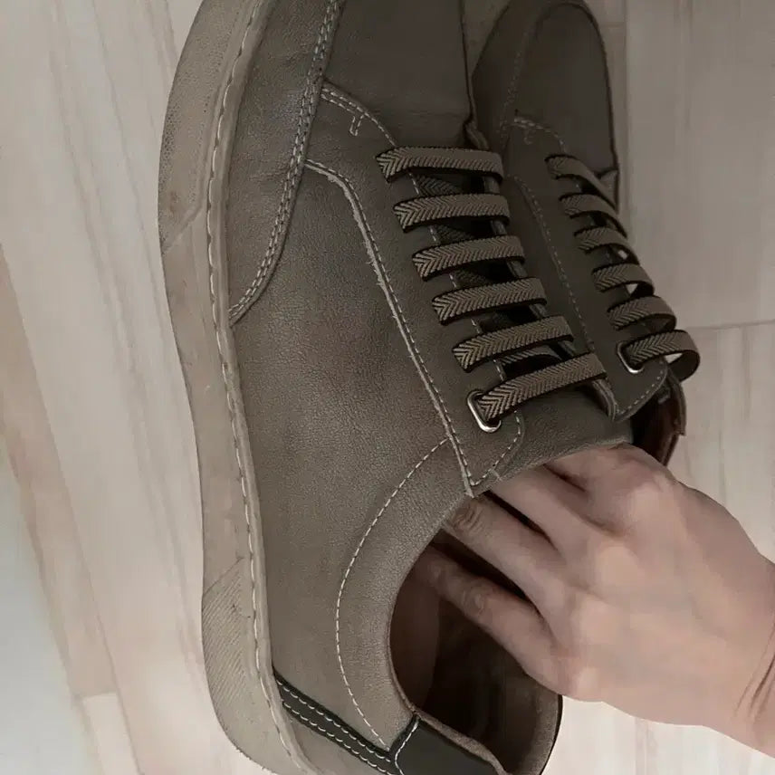 [BUNJANG] Mook Beige Leather Sneakers (260mm) / Mook 무크 베이지 가죽 스니커즈_260mm