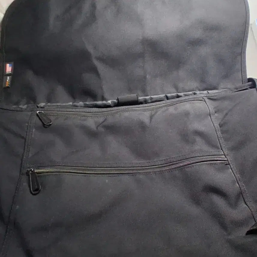 [SOLD OUT] 얼티메이크 1607 Large Messenger Bag Black