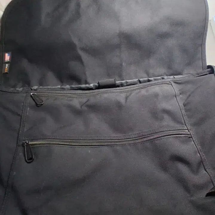 [SOLD OUT] 얼티메이크 1607 Large Messenger Bag Black