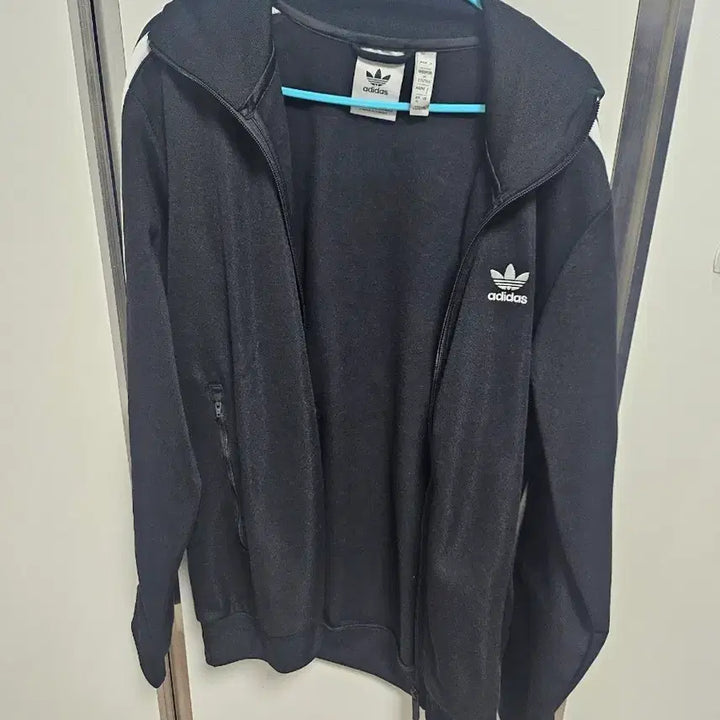 [SOLD OUT] 아디다스 베켄바우어 트랙탑 블랙 M