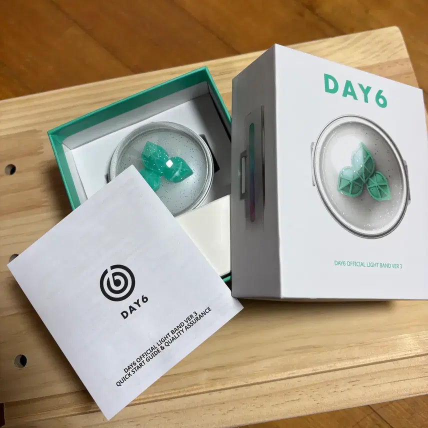 [SOLD OUT] DAY6 공식 응원봉 Ver.3 풀박스