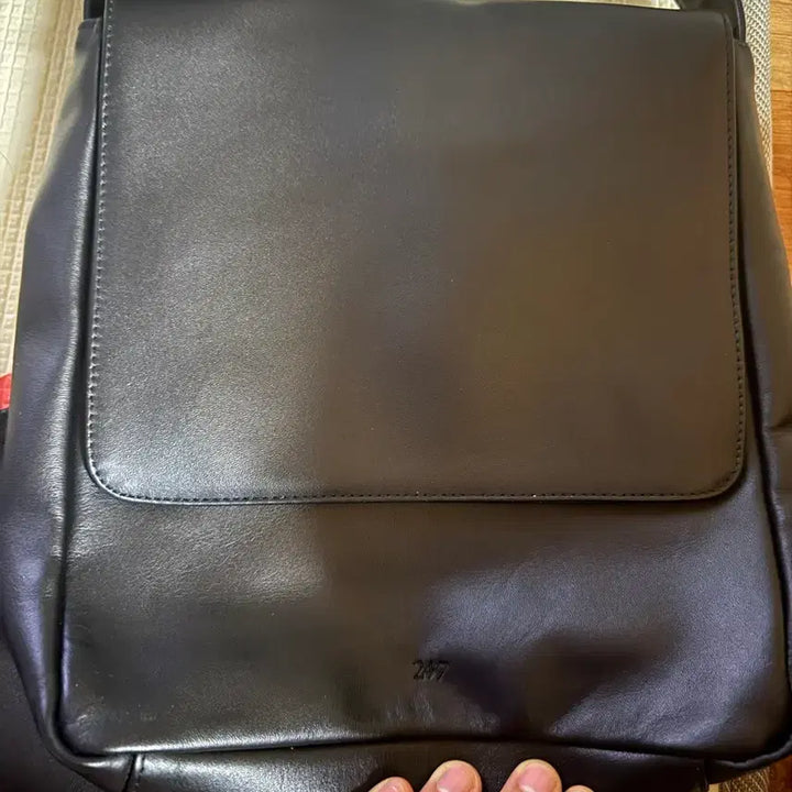 [BUNJANG] 247 Series Aki Flap Black Crossbody Bag / 247시리즈 아키 플랩 블랙 크로스백