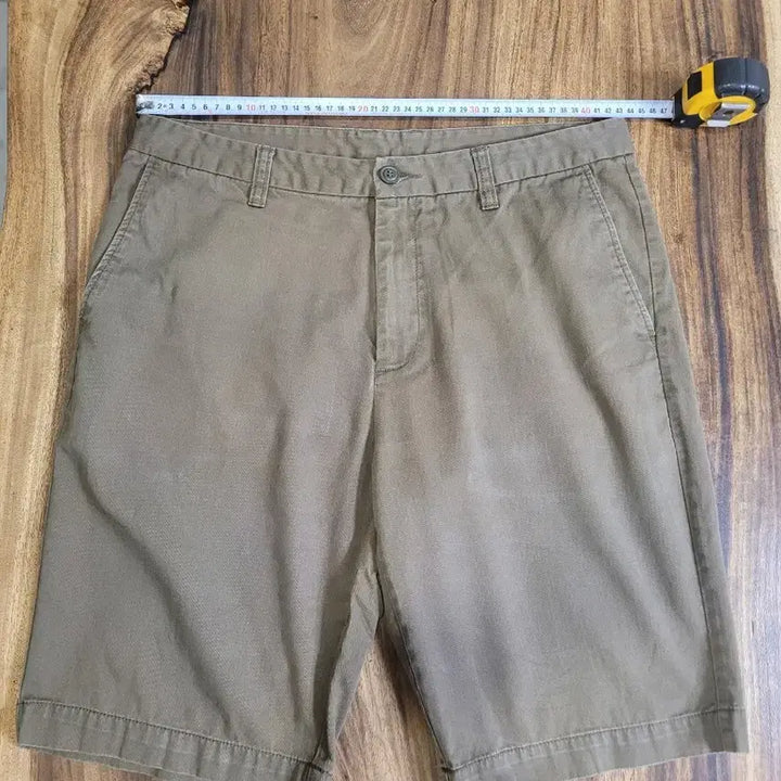 [SOLD OUT] 지오다노 카키색 면 반바지 34