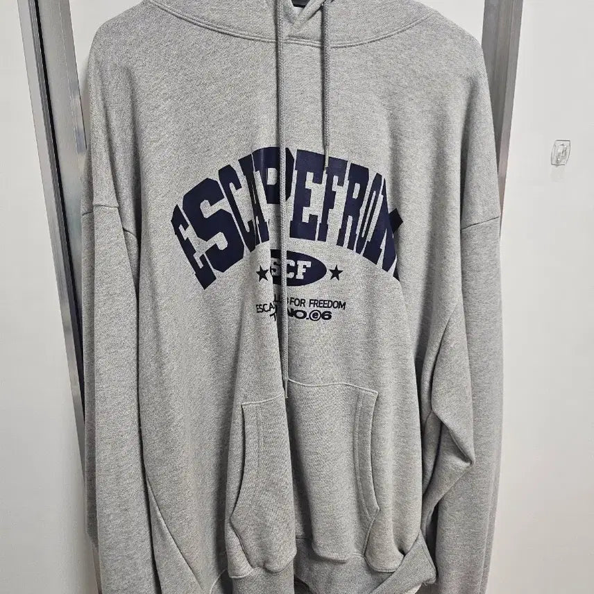 [BUNJANG] Escape Room Hoodies Large Size / 이스케이프룸  후드티 논기모 라지