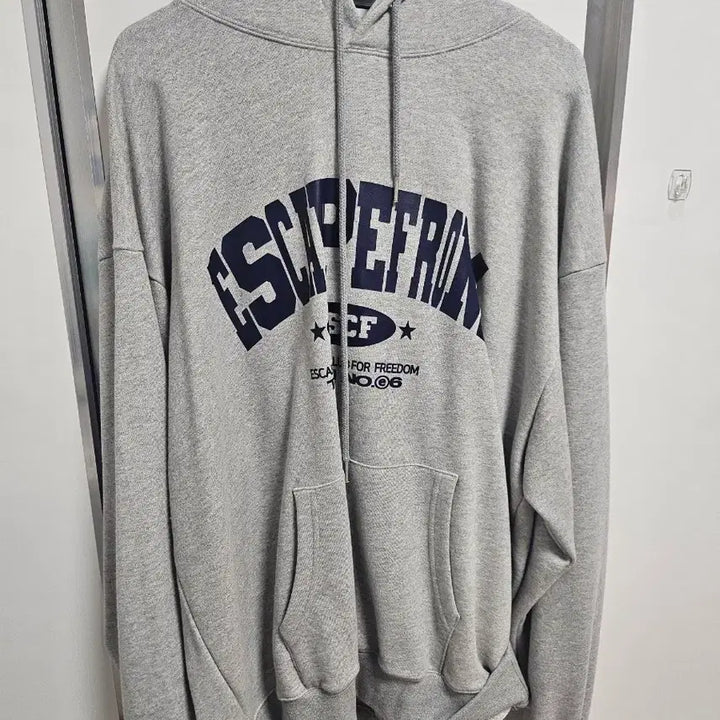 [BUNJANG] Escape Room Hoodies Large Size / 이스케이프룸  후드티 논기모 라지