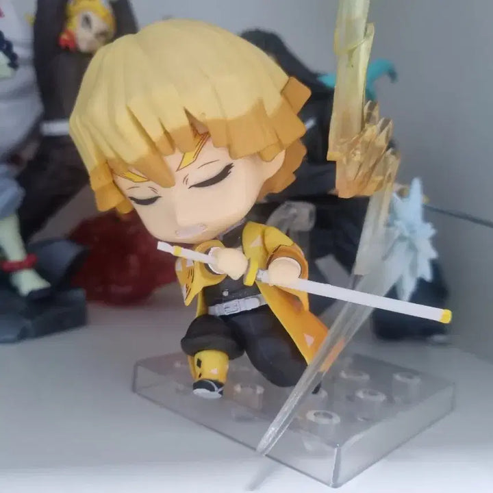 [BUNJANG] Zenitsu Nendoroid Figure / 젠이츠 넨도 로이드