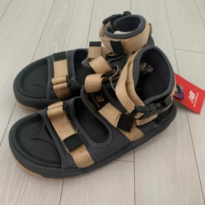 [BUNJANG] New Balance Sandals 230 / 새상품 뉴발란스 샌들 230 택가99000