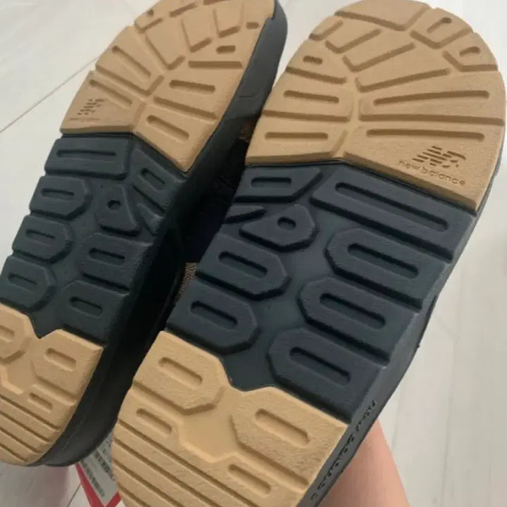 [BUNJANG] New Balance Sandals 230 / 새상품 뉴발란스 샌들 230 택가99000