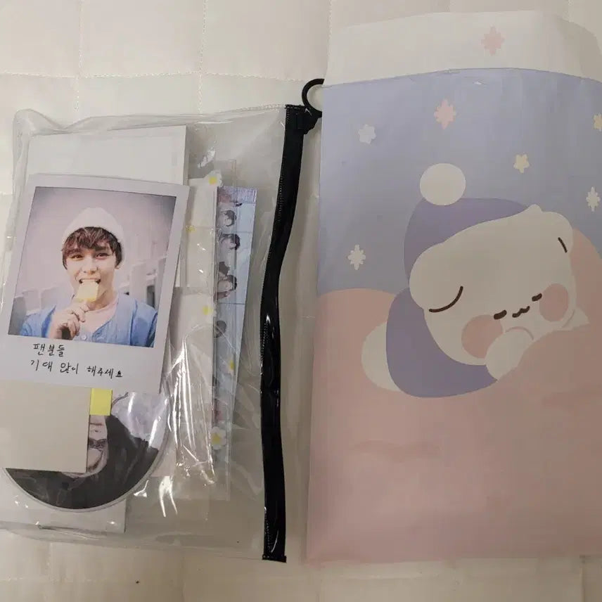 [BUNJANG] SEVENTEEN Goods and Sticker Set Bundle / 세븐틴 굿즈(비공굿 포함)과 스티커 세트 랜박 양도해요