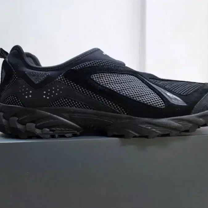 [BUNJANG] Comme des Garcons x New Balance ML610SCD Sneakers / 꼼데가르송 x 뉴발란스 ML610SCD 280
