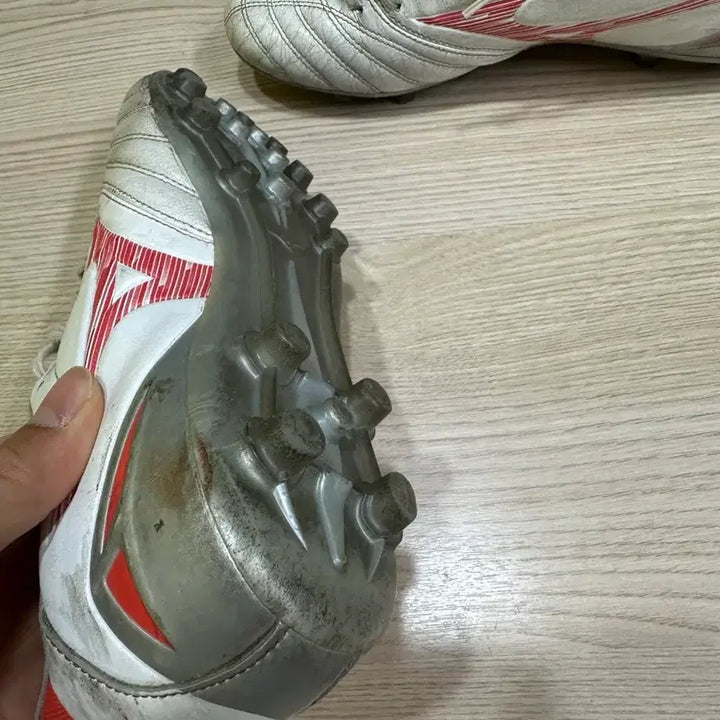 [BUNJANG] Mizuno Morelia Neo IV Pro AG Soccer Cleats (Size 255) / 255 미즈노 모렐리아 네오4 프로 AG 축구화 판매
