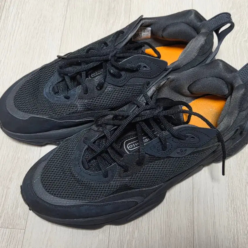 [BUNJANG] Adidas OZWEEGO Shoes (Black) 280 / 아디다스 OZWEEGO Shoes 오즈위고 280