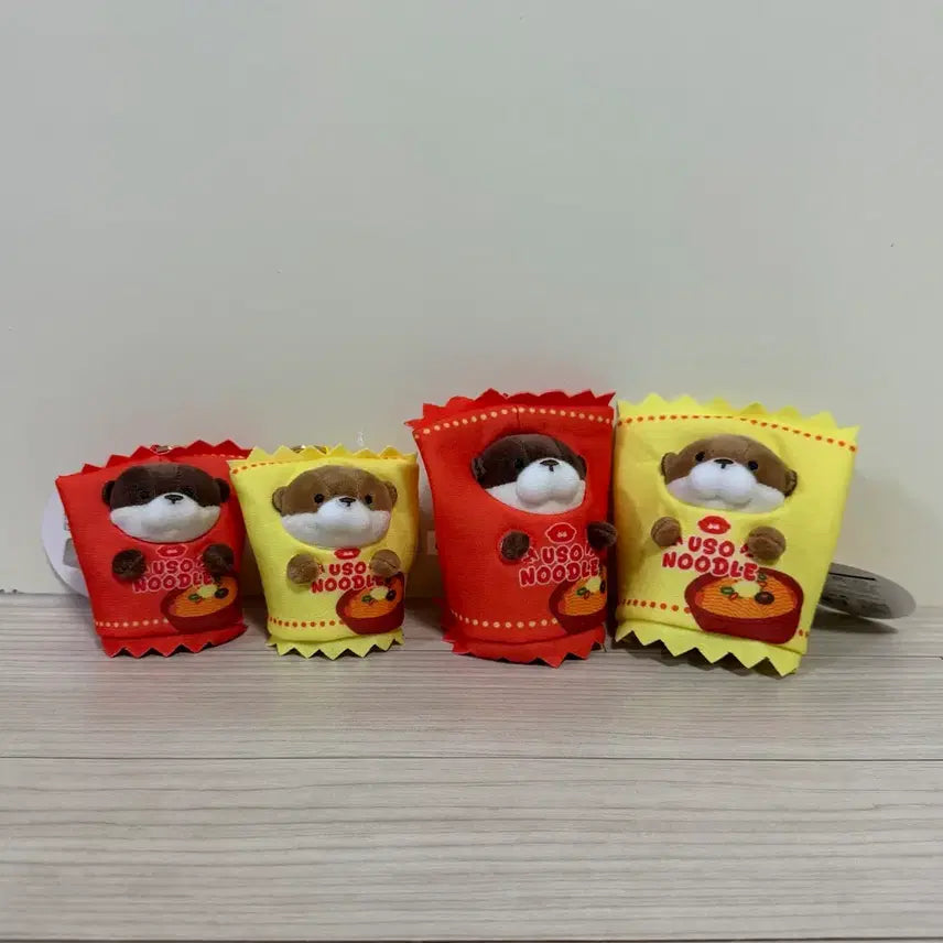 [BUNJANG] Uso Uso Chan Ramen Doll Keychain 4-Piece Bundle Set / [일괄] 라면 우소우소짱 인형 키링 4종 세트