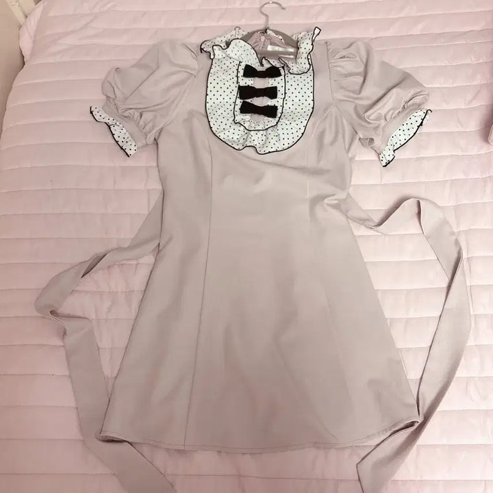 [BUNJANG] Pium Frill Yoke Dolly Dot Dress / pium 피움 양산형 걸리 프릴 요크 돌리 도트 원피스