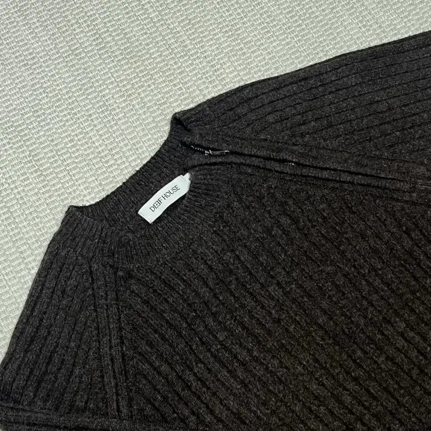 [BUNJANG] French Round Knitwear Brown M / French round knitwear brown m