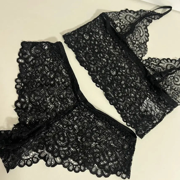 [BUNJANG] Black Lace Bra and Panty Set / (100% 새상품) 블랙 레이스 브라 + 팬티 세트  (S-M)