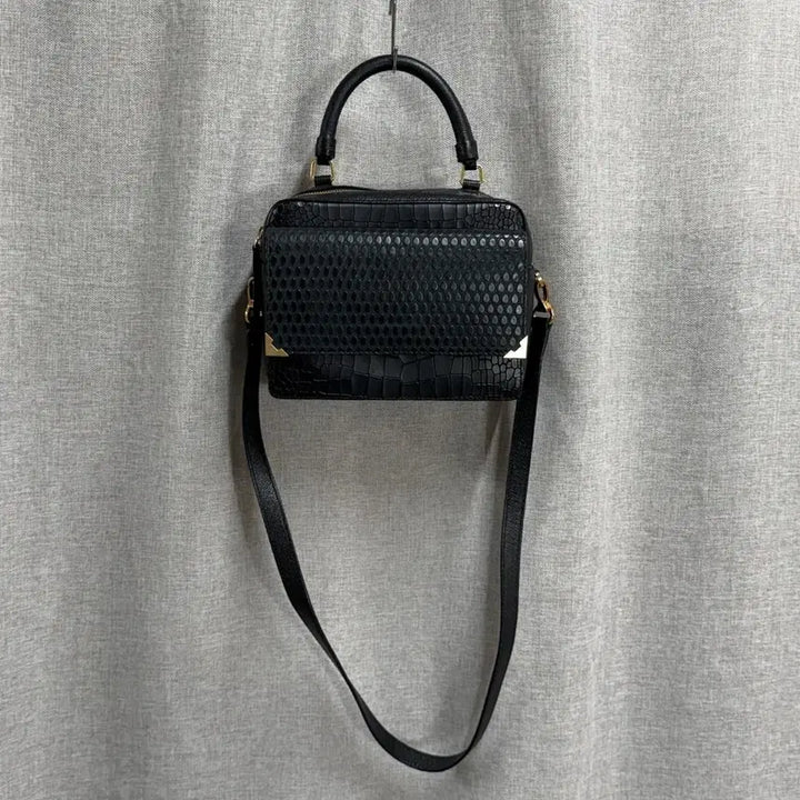 [BUNJANG] Rouge&amp;Lounge Croc Embossed Leather Tote Crossbody Bag / 한섬 루즈앤라운지 크로커 엠보 소가죽 토트 크로스백