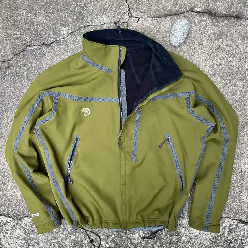 [BUNJANG] Mountain Hardwear Conduit Jacket / 2000s Mountainhardwear conduit  jacket