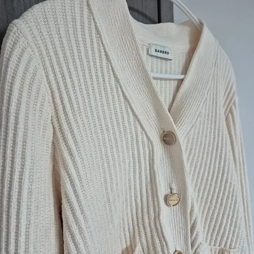 [BUNJANG] Sandro Gold Button Cardigan / 산드로 SANDRO 골드단추 가디건