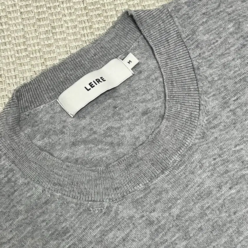 [BUNJANG] LeHar Everyday Crewneck Knit Gray M / 르아르 에브리데이 크루넥 니트 그레이 M