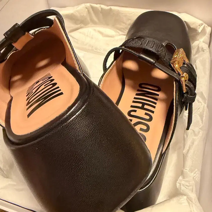 [BUNJANG] Moschino Leather Buckle Strap Mule Slippers / 모스키노 슬리퍼뮬