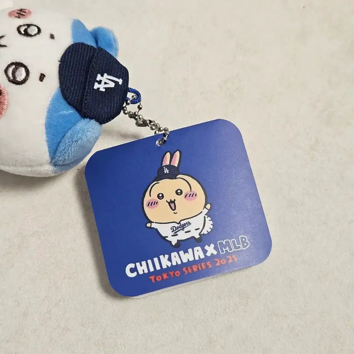 [BUNJANG] Chiikawa Hachiware Dodgers Plush Keychain / 치이카와 하치와레 다저스 인형 키링